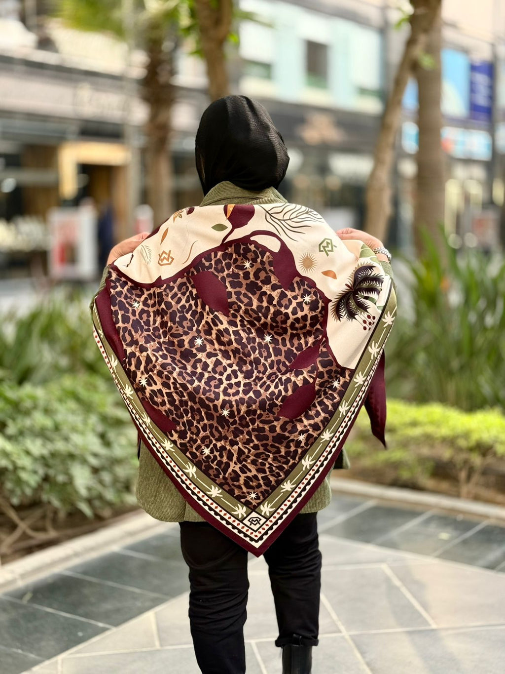 Tiger Scarf
